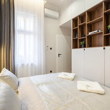 Sky Way Apartment