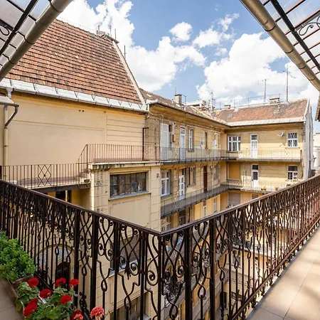 Sky Way Appartement *